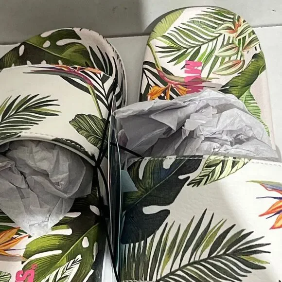 Muk Luks Women's Green White Tropical Slip On Slide Sandals Size Small 5-6 NWT - Picture 4 of 9